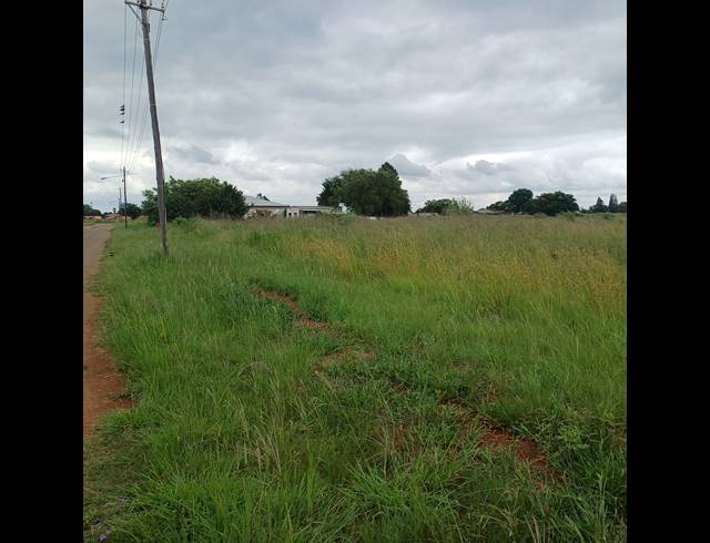 16,170M² VACANT LAND FOR SALE IN KOOKRUS